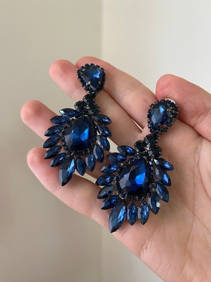 Lacivert Parlak Taşlı Gotik Tac ve Küpe Seti - Görsel 2