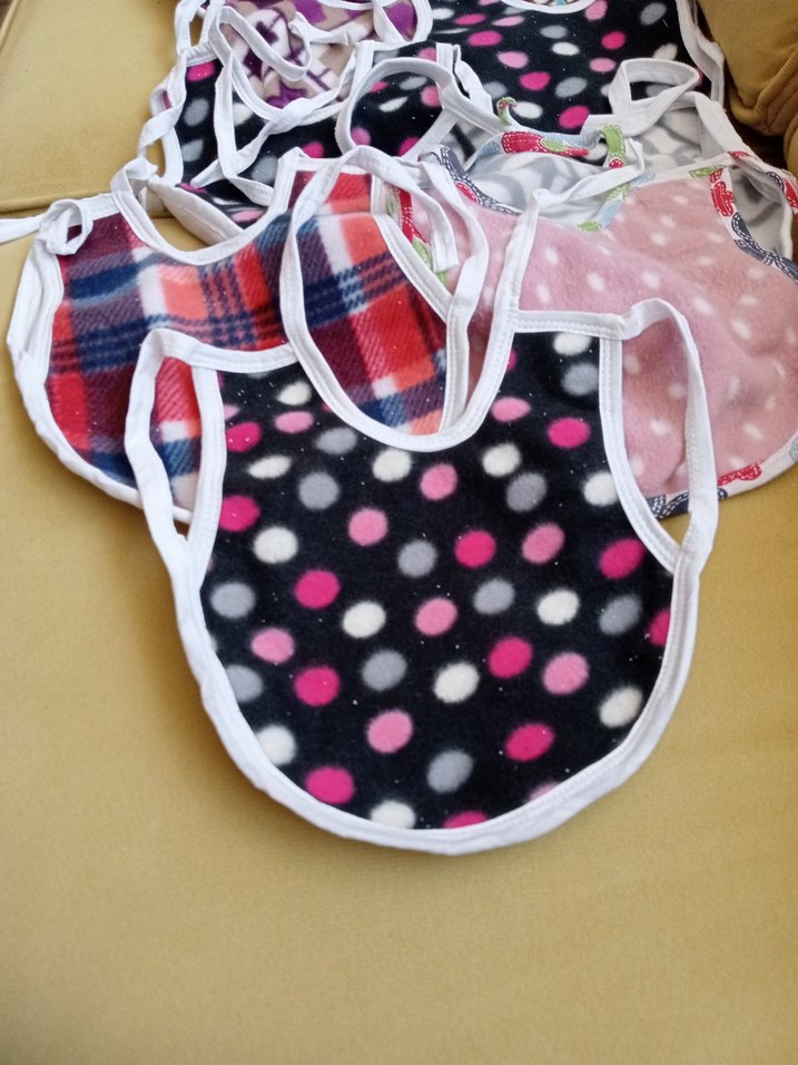 Renkli Desenli Bebek Önlükleri hepsi tek fiyat - Görsel 5