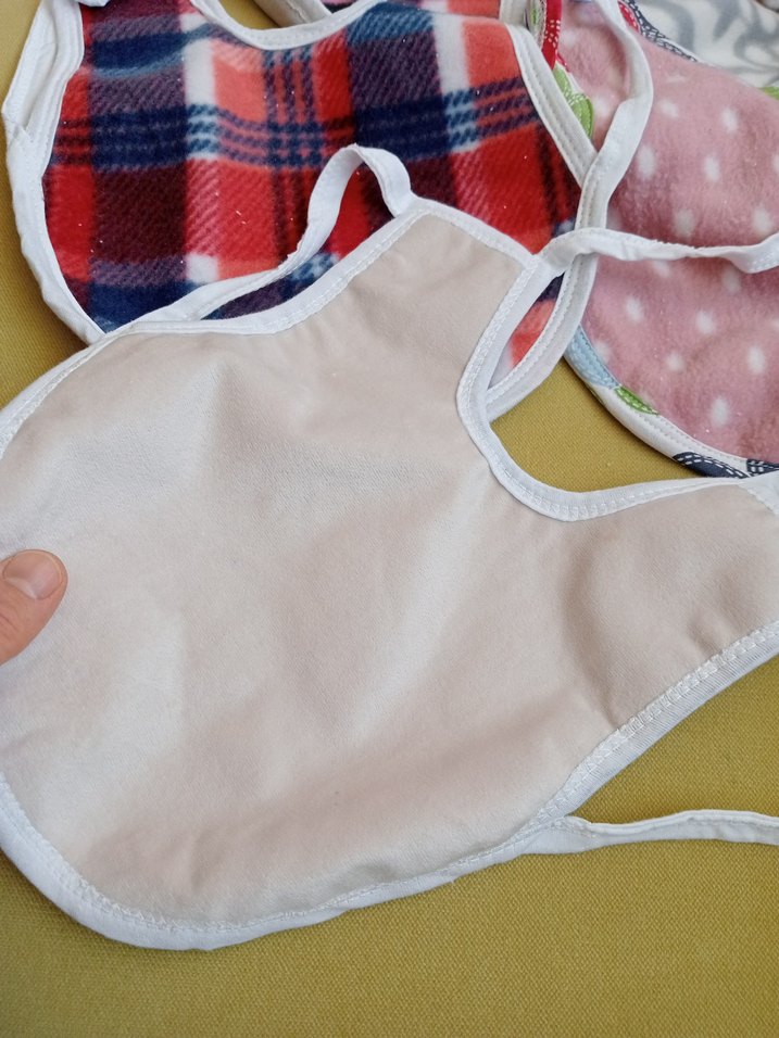 Renkli Desenli Bebek Önlükleri hepsi tek fiyat - Görsel 4