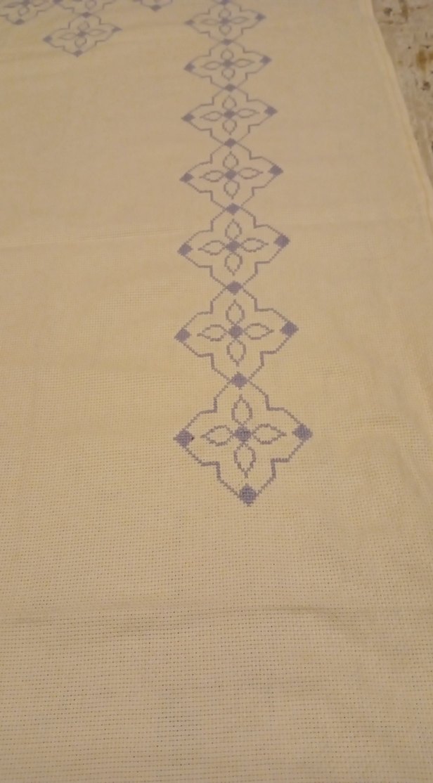 Krem Renkli Nakışlı El Yapımı elişi seccade işlemelik etamin - Görsel 3