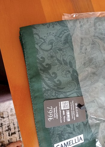 Miss Wenche Yeşil Desenli Bohem Şal CAMELLIA invee