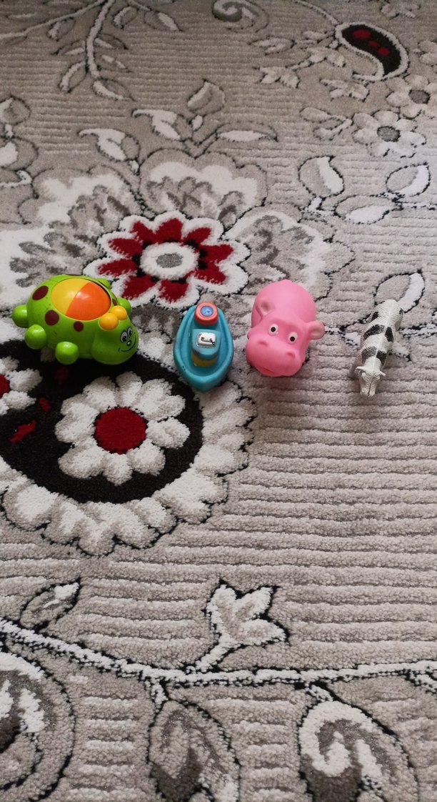 Renkli oyuncaklar - Görsel 2