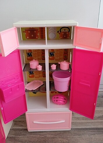 Barbie mutfak 
