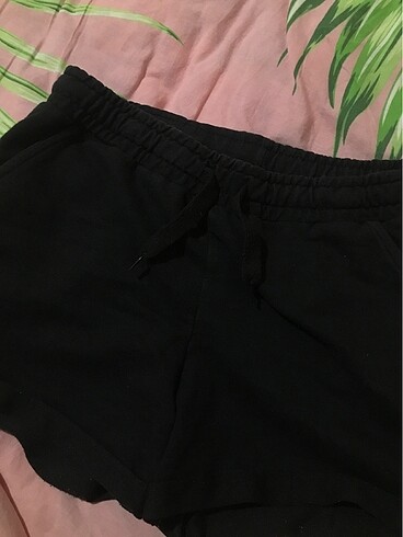 H&M kısa şort