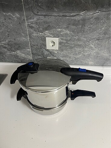 Fissler 6+2.5 litre düdüklü tencere seti