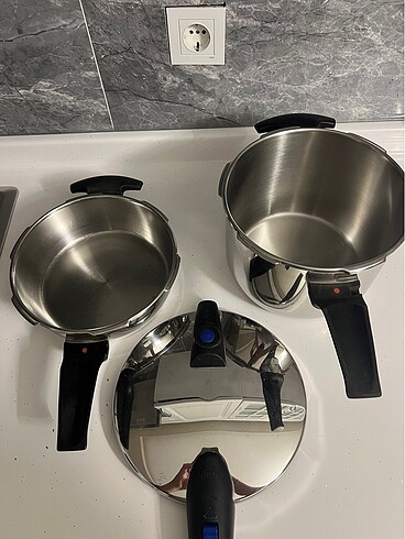  Beden Fissler 6+2.5 litre düdüklü tencere seti