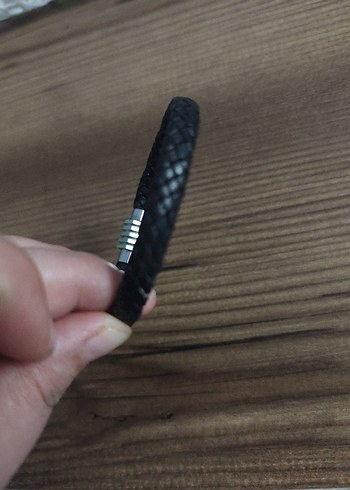 Minimalist Siyah Erkek Biker Bileklik - Görsel 4