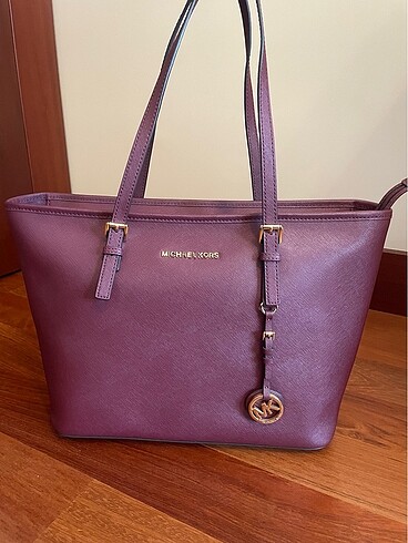 Yeni Sıfır Kusursuz Bordo Michael Kors omuz çantası,