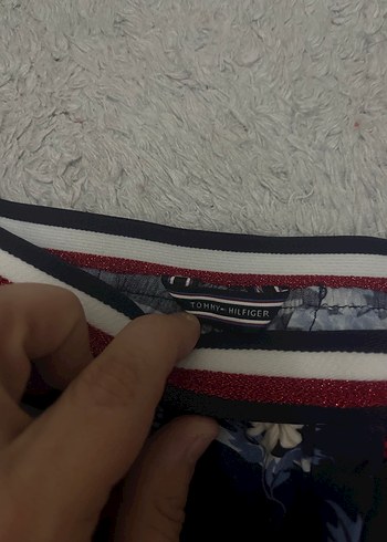 Tommy Hilfiger Çiçek Desenli çocuk Mini Şort - Görsel 2