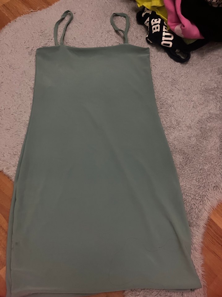 Xs olarak seçtim ama xxs beden resımde var. Askılı Mini elbise - Görsel 2