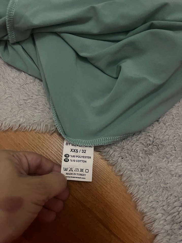 Xs olarak seçtim ama xxs beden resımde var. Askılı Mini elbise - Görsel 3