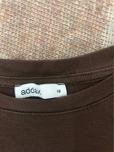 Addax uzun kollu crop