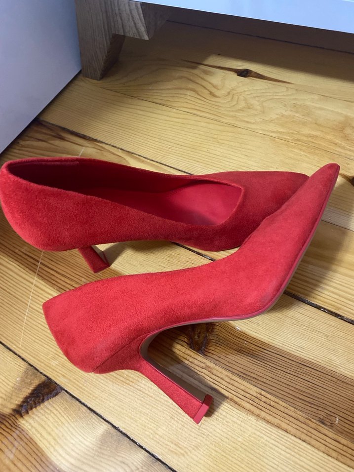 Kırmızı Süet Stiletto Topuklu Kadın Ayakkabı - Görsel 2