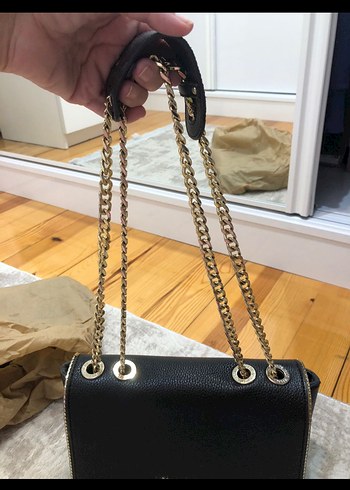 Versace Jeans Siyah Deri Zincir Detaylı Çanta - Görsel 2