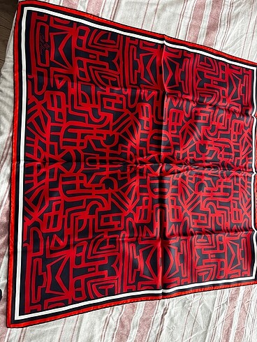 Silkhome ipek eşarp