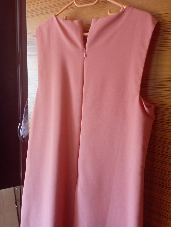 Pembe Kolsuz elbise V Yakalı - Görsel 3