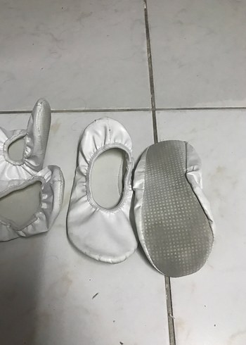 27 Beden beyaz Renk Beyaz Lastikli Kız Çocuk Bale Ayakkabısı