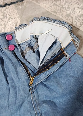 Nakışlı ve Fiyonk Detaylı Mavi Bol Paça Kot - Görsel 3