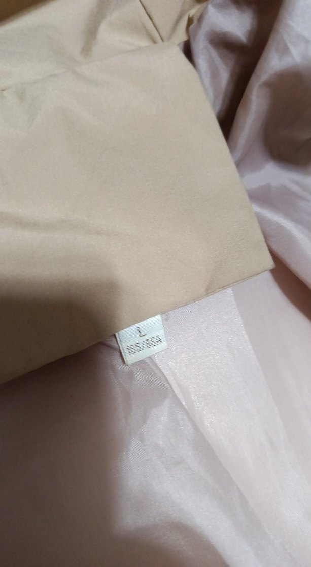 Kürklü Kapüşonlu Bej Kadın Kışlık Mont - Görsel 3