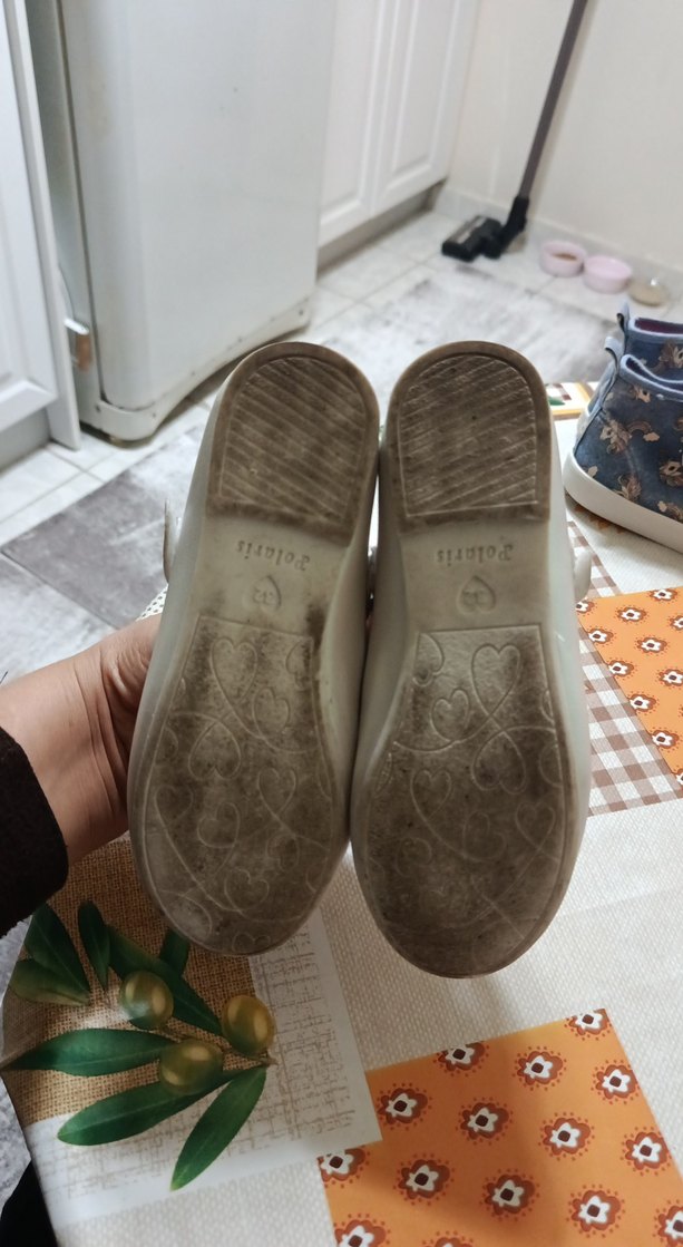 Kemerli Beyaz Kız Çocuk Babet - Görsel 4