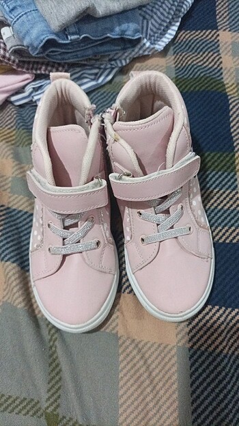 Pembe bot