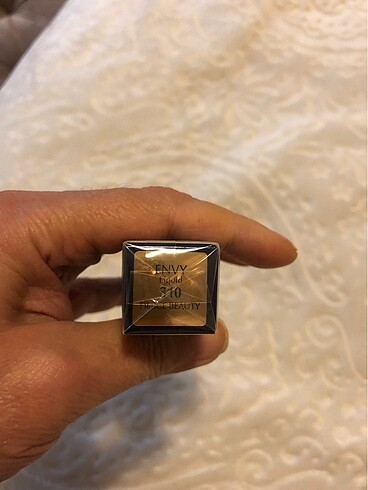  Beden Estee Lauder Envy Color 310