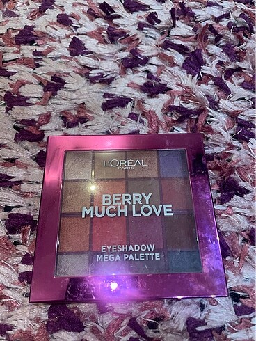 L'Oréal Paris Berry much love loreal far paleti