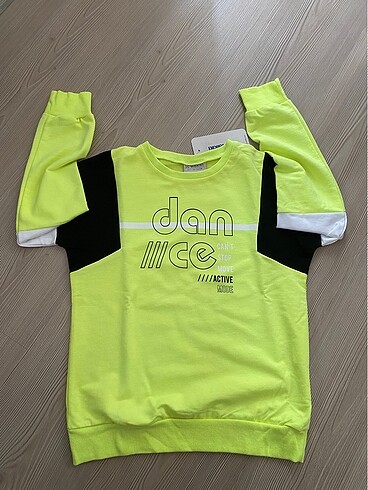 Lcwaikiki marka erkek çocuk swetshirt