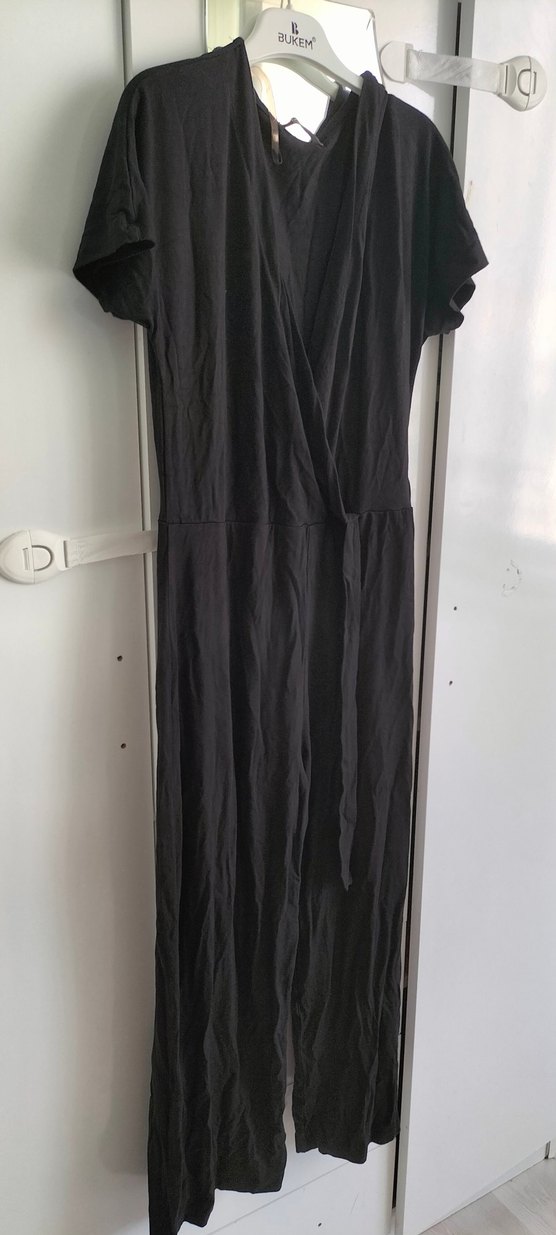 Siyah V Yakalı Drapeli Kadın Tulum - Görsel 4