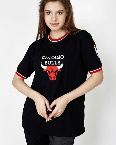 Chicago Bulls Ribanalı Tshirt siyah