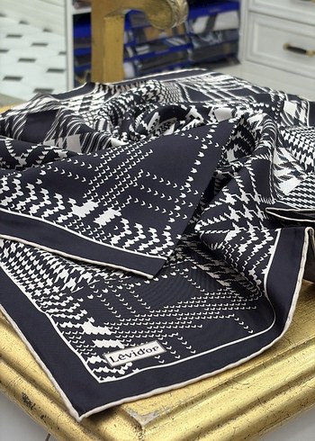 Levidor twill ipek esarp - Görsel 3