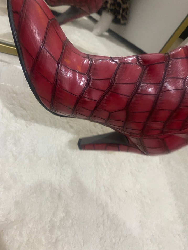 Kırmızı bordo parlak gibi Detaylı Kadın Dizüstü Deri Çizme - Görsel 4