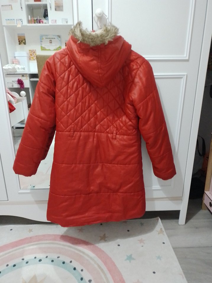 Kız Çocuk Parlak Kırmızı Fermuarlı Mont - Görsel 4
