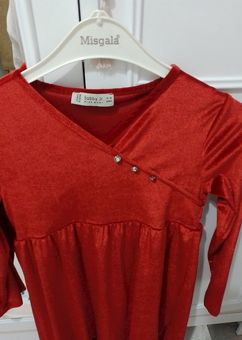 Kız Çocuk Kırmızı V Yaka Uzun Kollu Elbise - Görsel 3