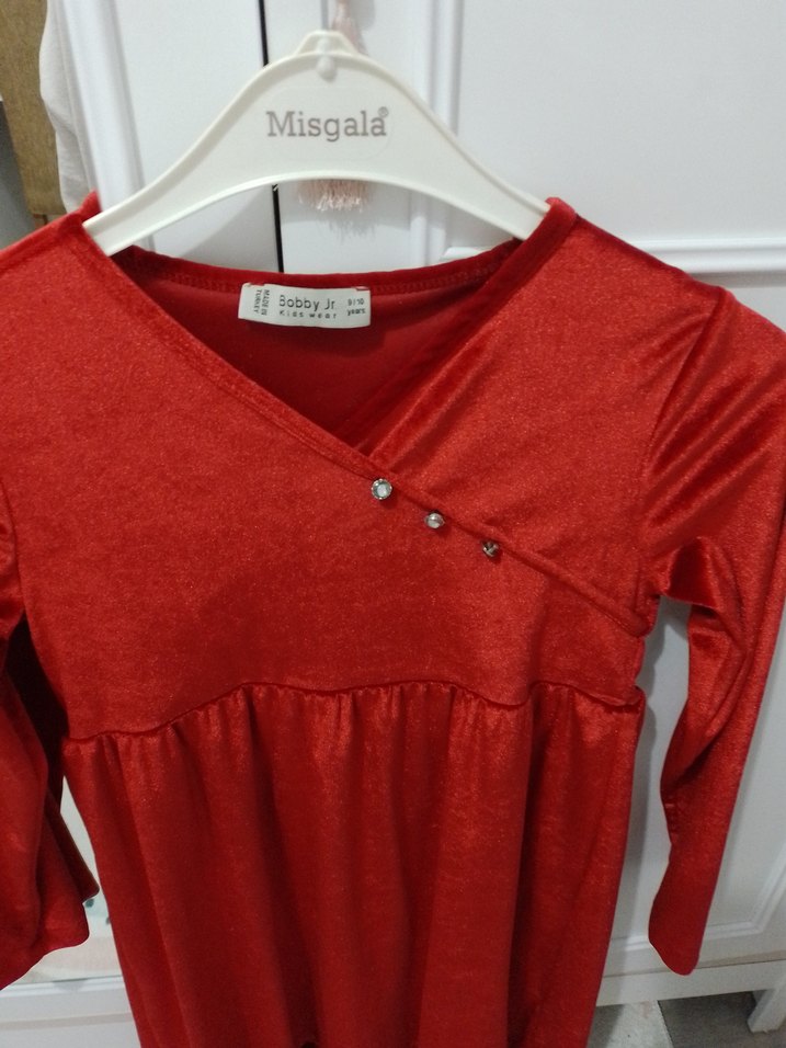 Kız Çocuk Kırmızı V Yaka Uzun Kollu Elbise - Görsel 3