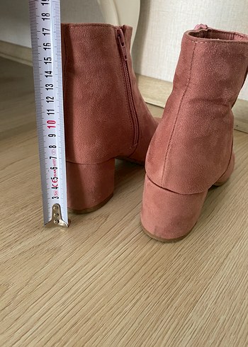 37 Beden LCW 37 numara Pembe Süet Kadın Topuklu Bot