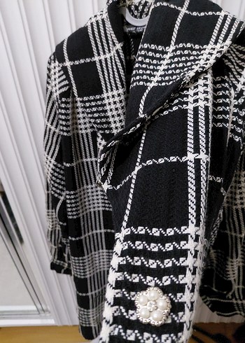 Düğmeli Siyah Beyaz Kareli Kadın Gömlek - Görsel 2