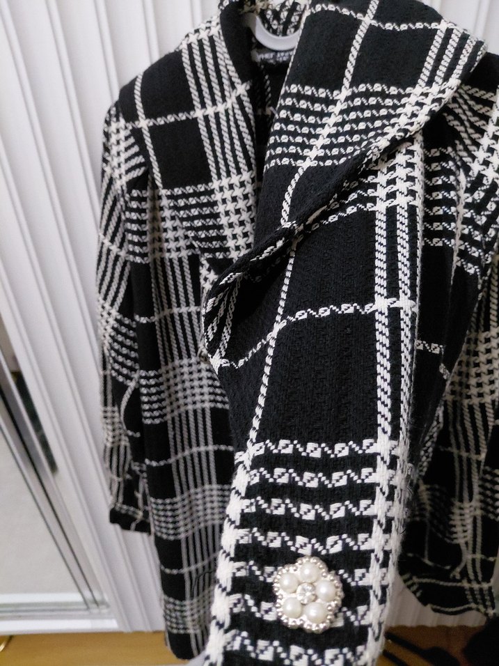 Düğmeli Siyah Beyaz Kareli Kadın Gömlek - Görsel 2