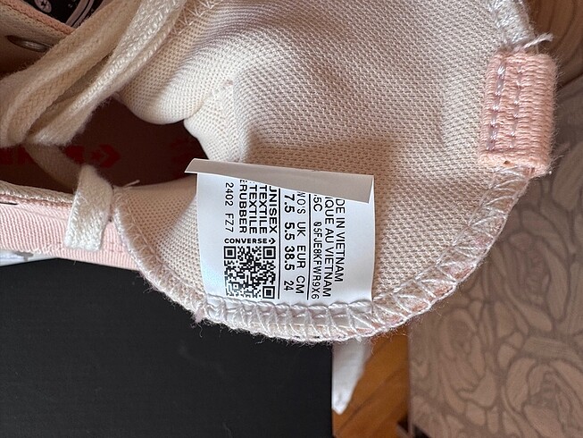 38,5 Beden sarı Renk Converse ayakkabı