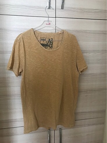 Mavi tshirt