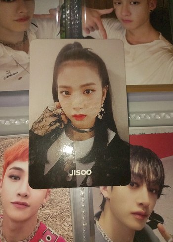 Jisoo square up pc
