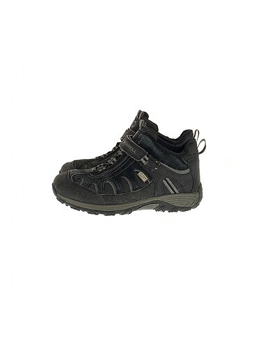 Merrell Bot %70 İndirimli.