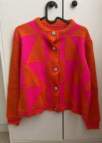 Zara Düğmeli Pembe Turuncu Batik Desenli Triko Hırka