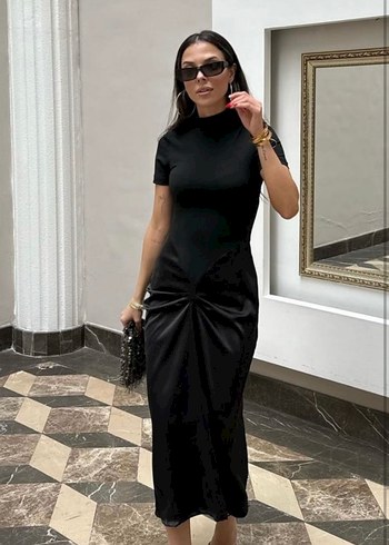 Sinem Kıvanç Siyah Drapeli Uzun Kadın Elbise