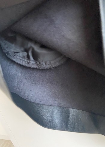 OXXO Kadın Siyah Deri Kemerli Mini Şort - Görsel 3