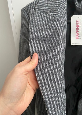 Gri Çizgili Düğmeli Kadın Kaşe Blazer - Görsel 3