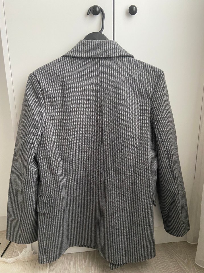 Gri Çizgili Düğmeli Kadın Kaşe Blazer - Görsel 5