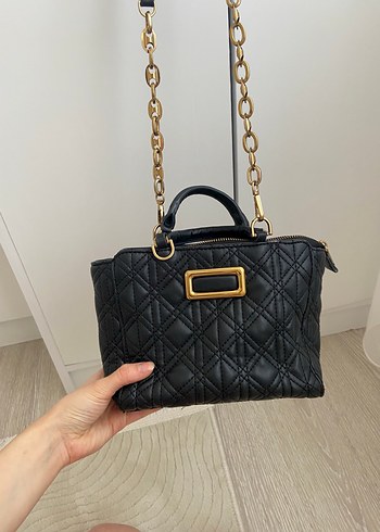 Beden Zara Zincir Detaylı Siyah Deri Kadın Çanta