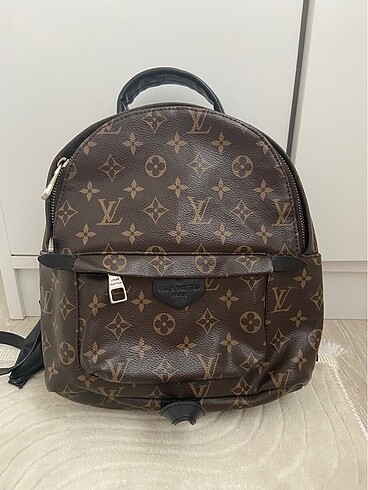 Louis Vuitton Sırt Çantası