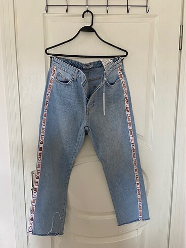 Bershka Jean